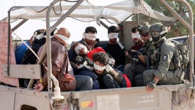 اعتقلت قوات الاحتلال منذ بداية العدوان 5100 عامل من الضفة وقطاع غزة وأخضعتهم للتحقيق - غيتي
