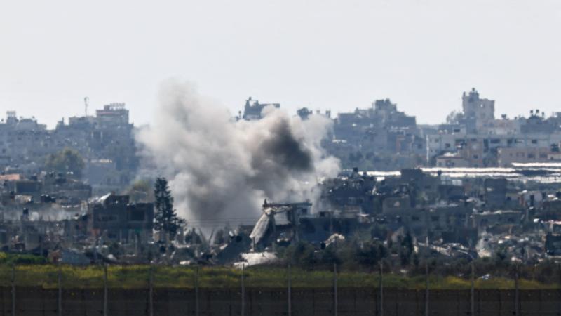 تواصل الاستهدافات الإسرائيلية لمختلف مناطق غزة - رويترز