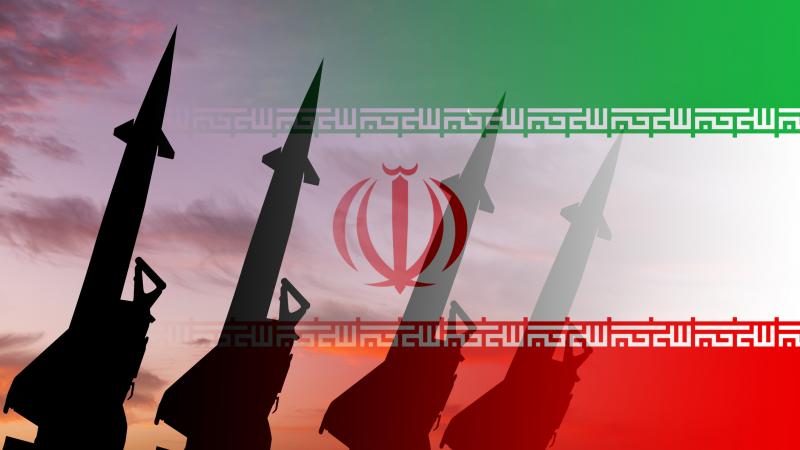 أكدت طهران أنّها ستردّ بالتأكيد وبشكل قاطع بصواريخ متقدّمة ضد مواقع إسرائيل النووية