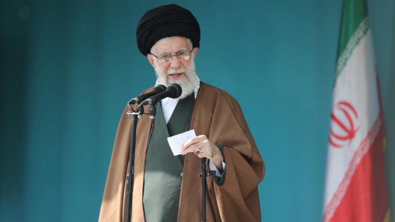 قال مستشار المرشد الأعلى الإيراني إن بلاده لم تتخذ بعد قرارًا بصنع قنبلة نووية - غيتي